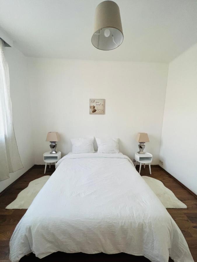 Logement A 10 Minutes A Pied De La Gare Centre Avignon Bagian luar foto